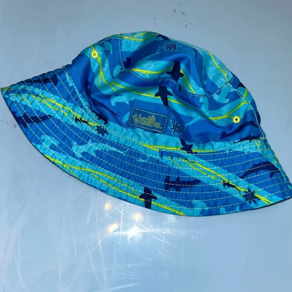 UV Skinz baby toddler reversible sun hat and denim Gap hat 6-24 months